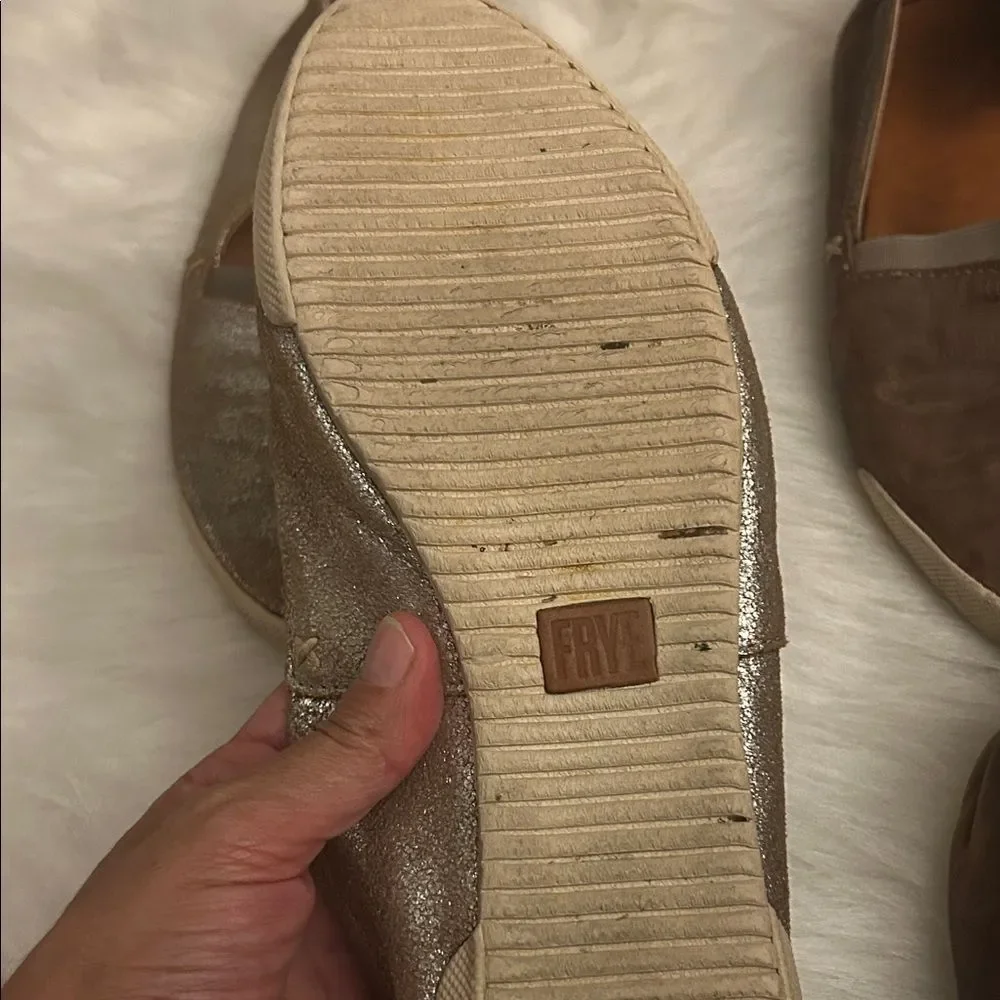 Frye Melanie slide on flats size 9